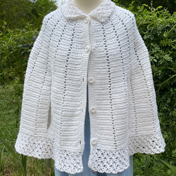 70s Crochet Poncho Sweater with Peter Pan Collar covered buttons - Picture 2 of 16